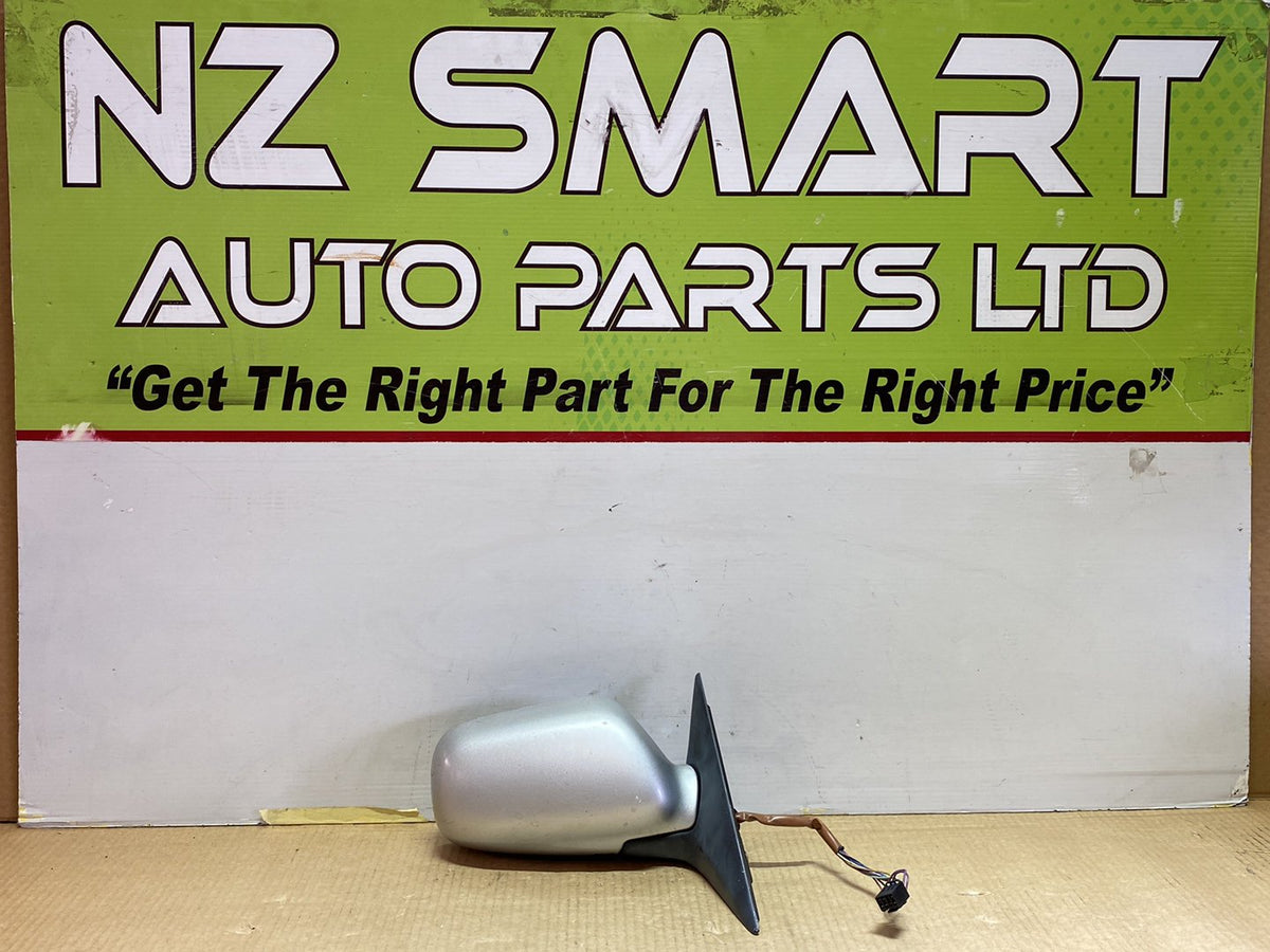 2002 Subaru Legacy BE9 - Right Door Mirror PN: 8 wires