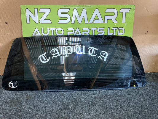 2007 Toyota Hiace - Rear Screen Window
