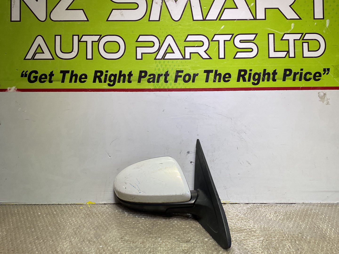 2010 Mazda Axela- Right Door Mirror PN: 3 wires