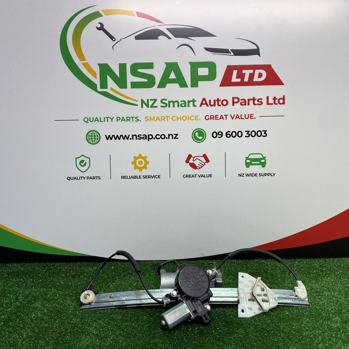 2007 Mazda Demio Right Front Window Regulator PN D65158590A/Motor PN: D6515858XB