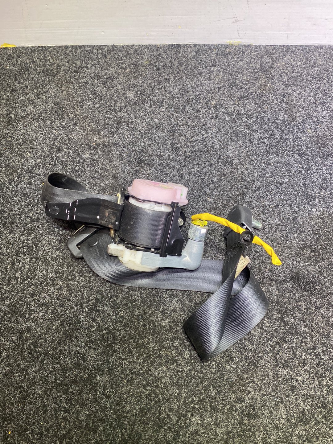 2011 Mazda Demio DE3FS - Right Front Seat Belt PN: Model No T89383T