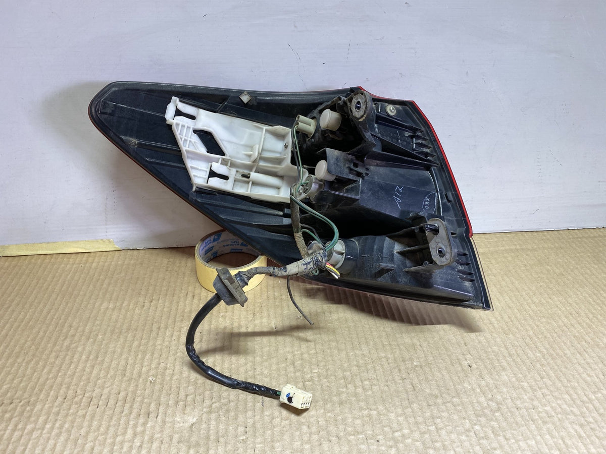 2010 Subaru Legacy BR9 - Right Taillight PN: A045053