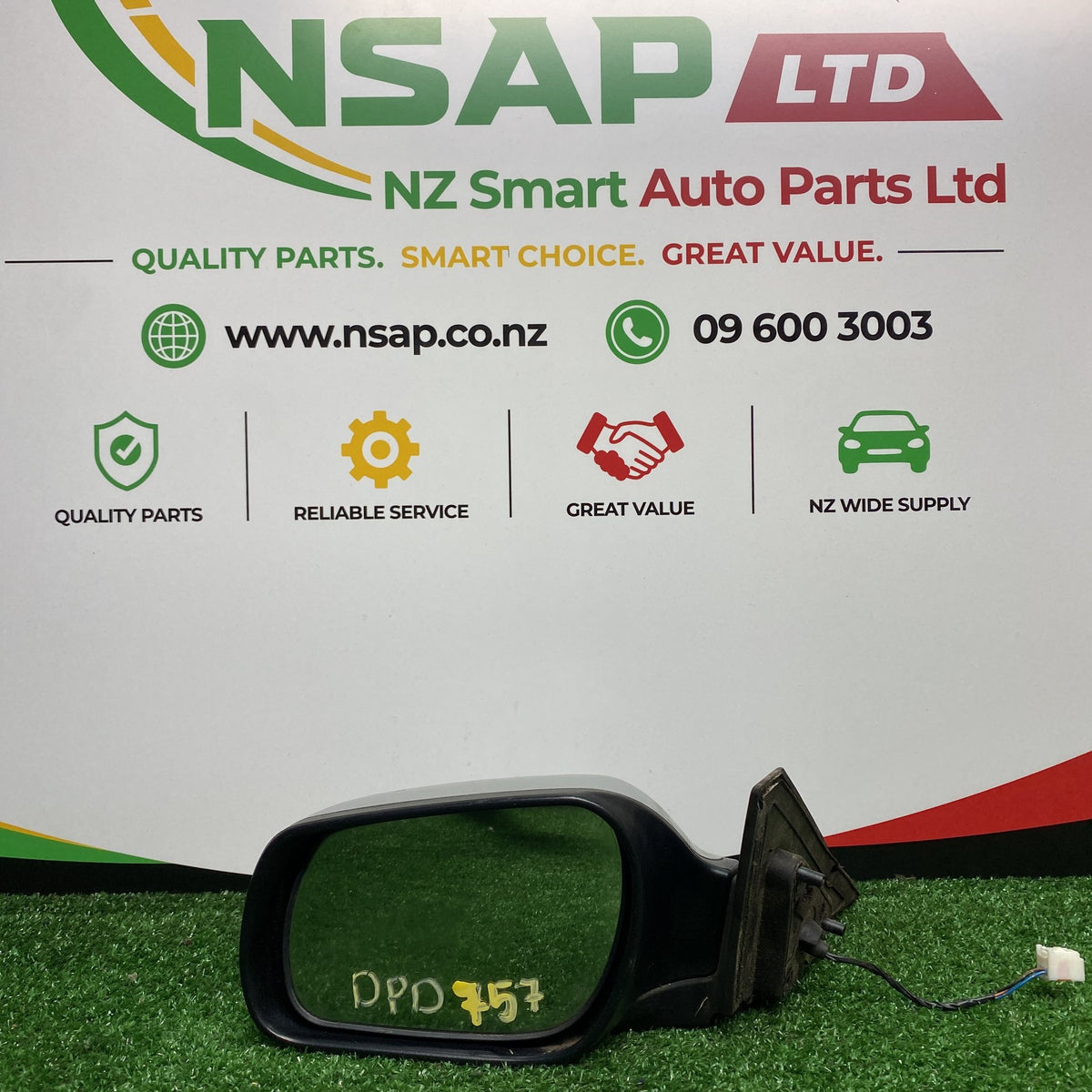 2006 Mazda Mazda6 - Left Door Mirror PN: 3 Wires