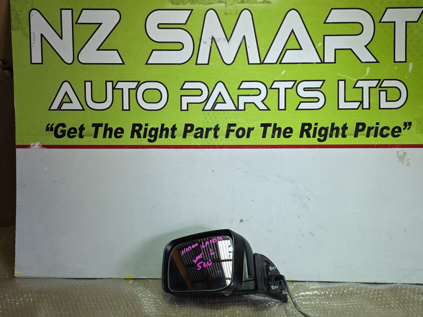 2005 Nissan Lafesta- Left Door Mirror PN: 5 wires