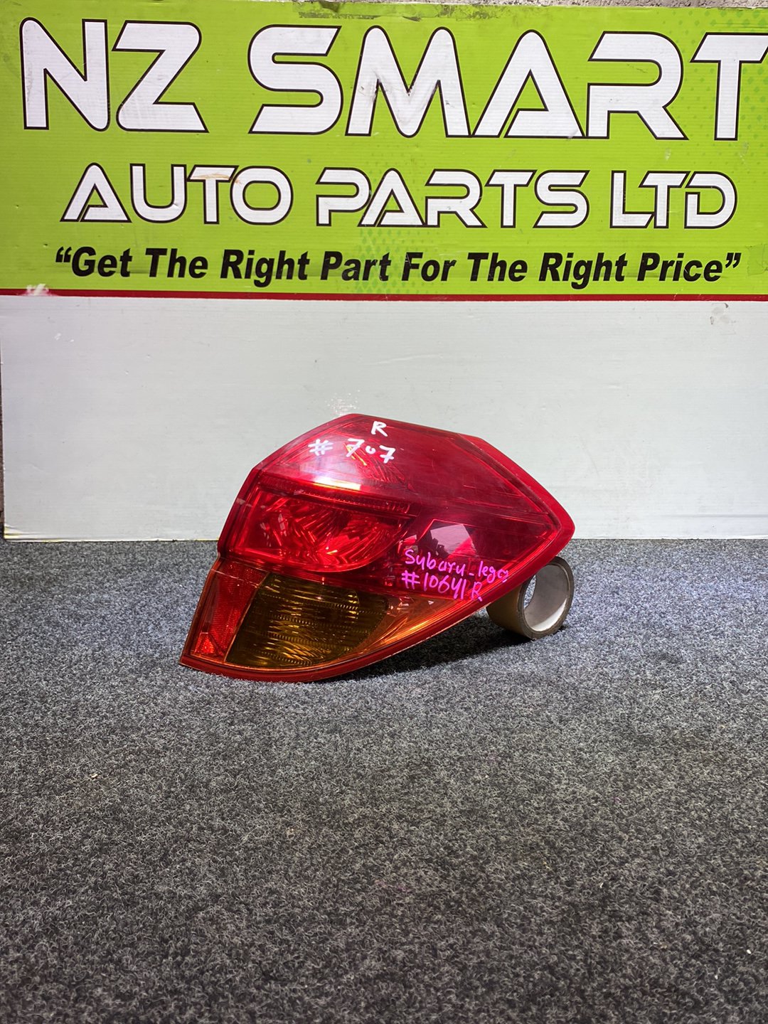 2004 Subaru Legacy BPE - Right Taillight PN: 220-20792