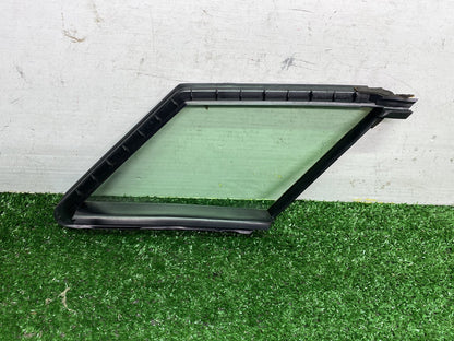 2013 Nissan Lafesta CWFFWN - Right Front Quarter Door Glass PN: M408