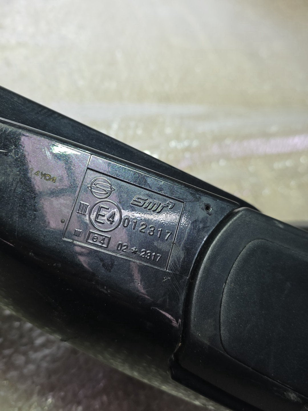 2015 SsangYong XLV- Left Door Mirror PN: 4 wires