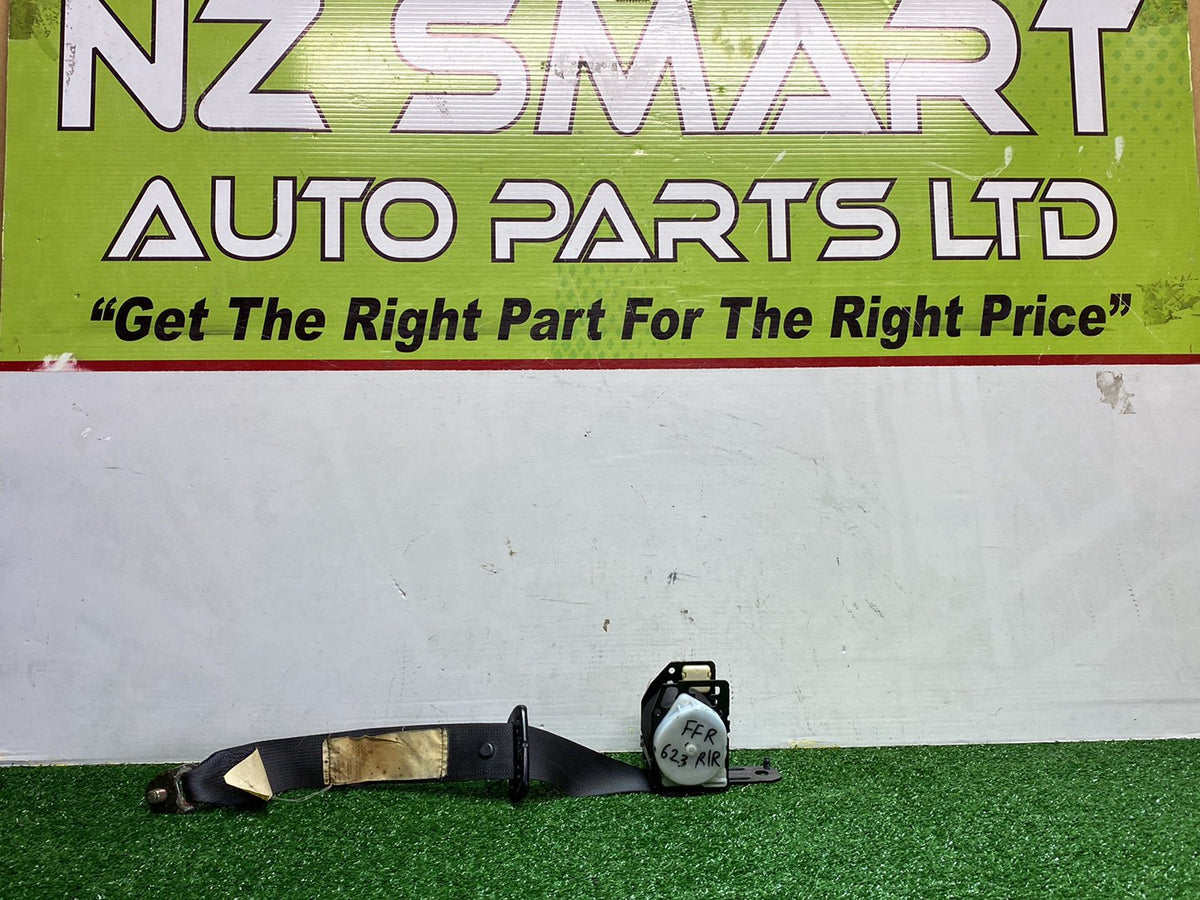 2002 Used Toyota Caldina - Right Rear Seat Belt PN: 7331021030C1