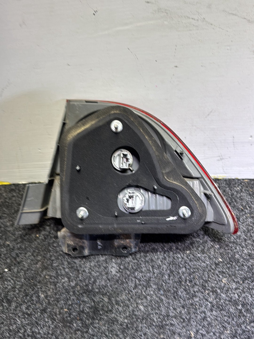 2005 Honda Civic - Left Taillight PN: STANLEY P5375L