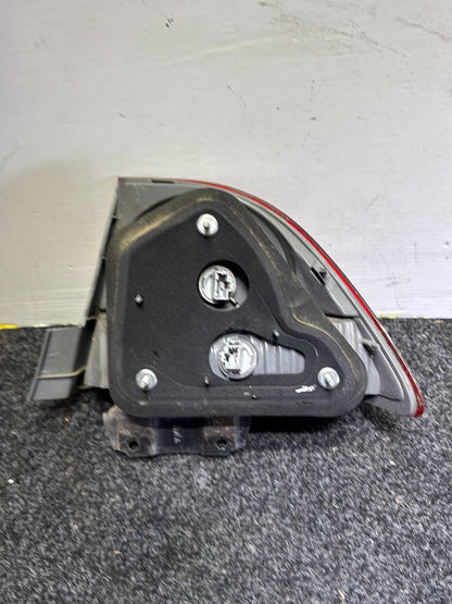 2005 Honda Civic - Left Taillight PN: STANLEY P5375L