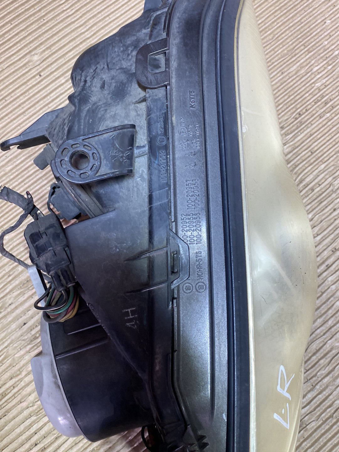 2007 Subaru Legacy- Right Headlight PN: see photos