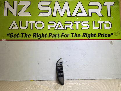 2002 Toyota Vitz - Master Power Window Switch PN: 8482052010