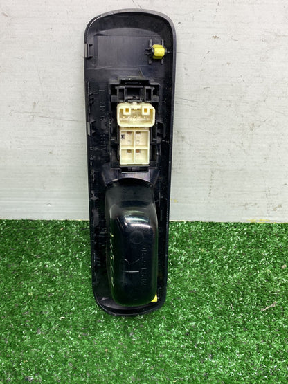 2013 Used Toyota Aqua NHP10 - Right Rear Window Switch PN: 74271-52310