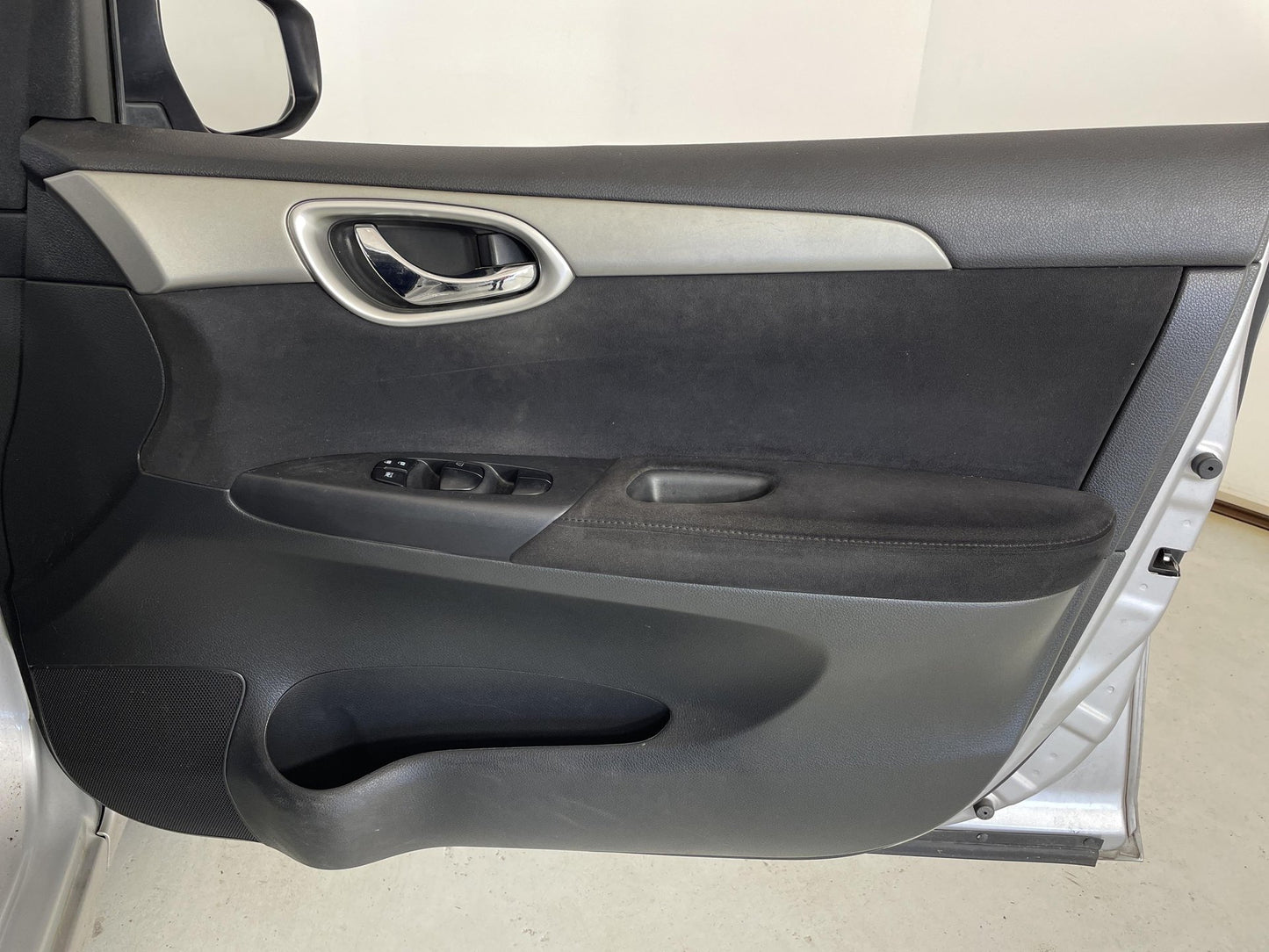 2015 Nissan Pulsar ST Dismantling For Parts