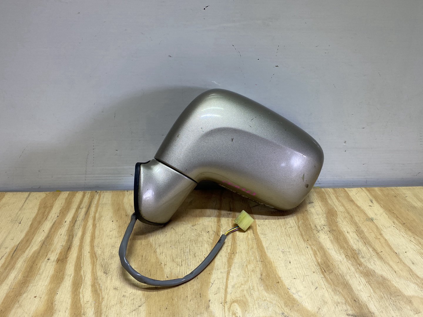 2004 Suzuki Liana - Left Door Mirror PN: 3 wires