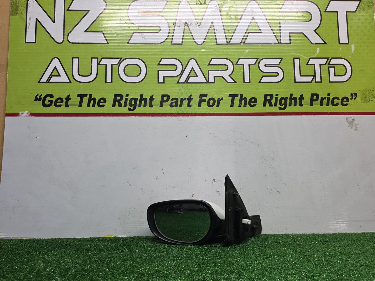 2007 Mazda Verisa DC5W - Left Door Mirror PN: 7 wires