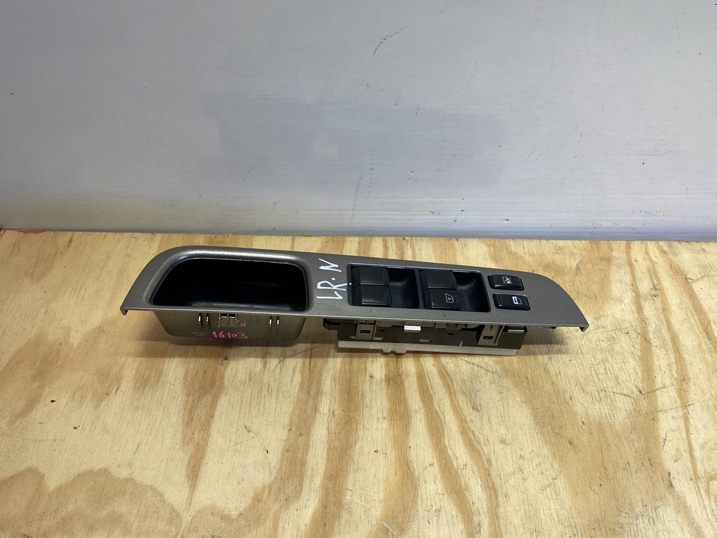 2005 Nissan Tiida JC11 - Master Power Window Switch