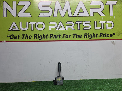 2005 Used Toyota Ist NCP60 - Headlight Switch PN: See photos