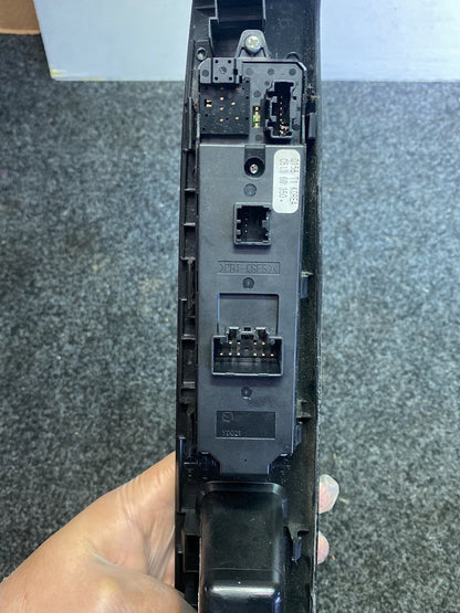 2010 Mazda Premacy - Master Power Window Switch