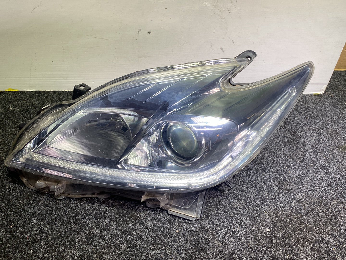 2014 Toyota Prius - Left Headlight PN: KOITO 47-52