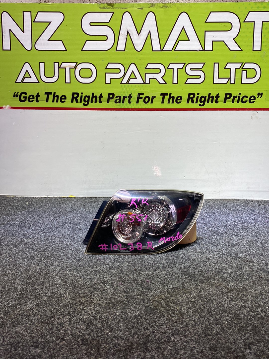 2006 Mazda Axela BKEP - Right Taillight PN: p3805
