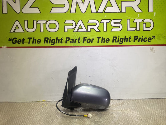 2004 Mazda MPV- Left Door Mirror PN: 5 wires