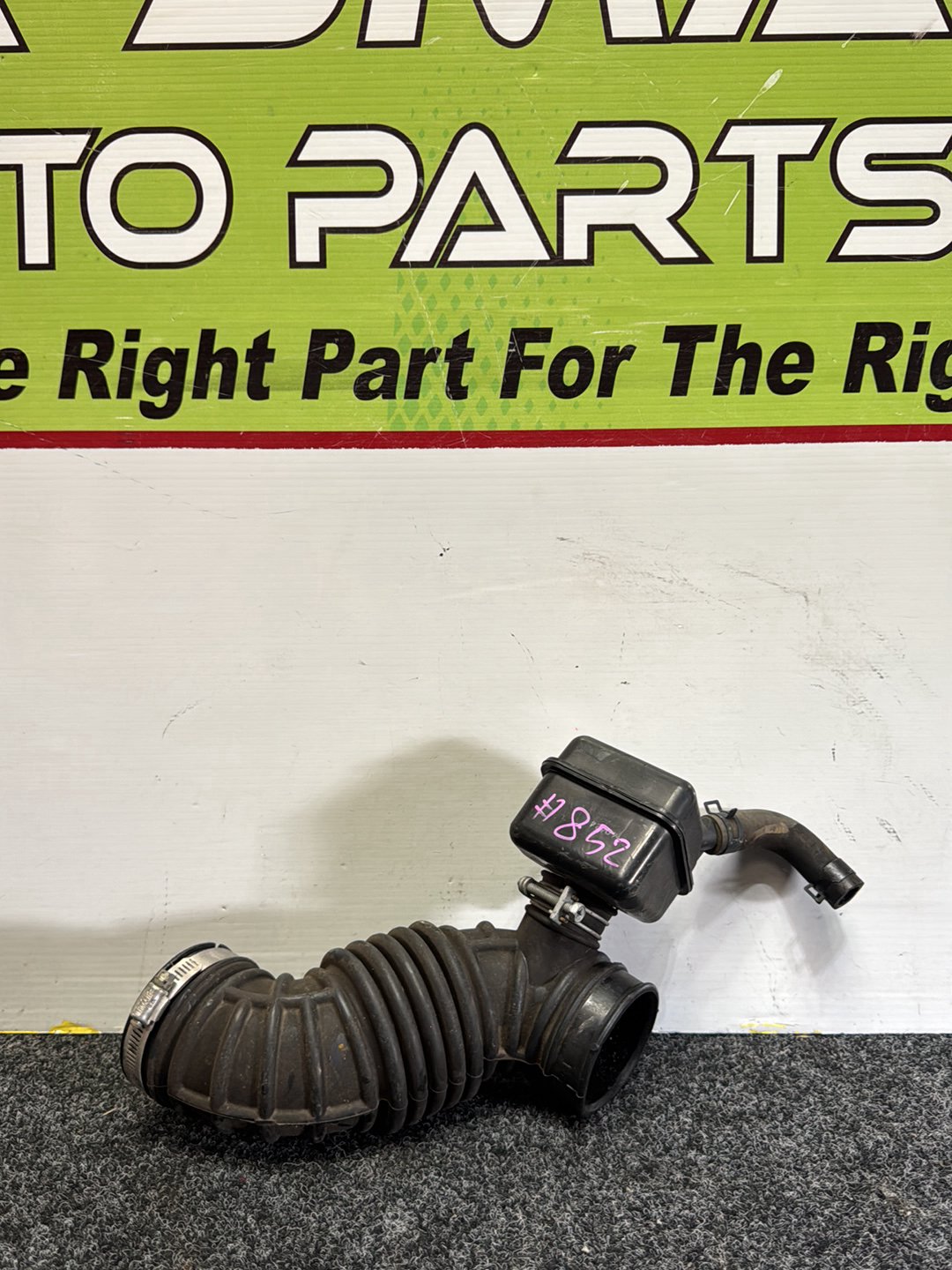 2014 Nissan Serena HFC26- Air Intake PN: