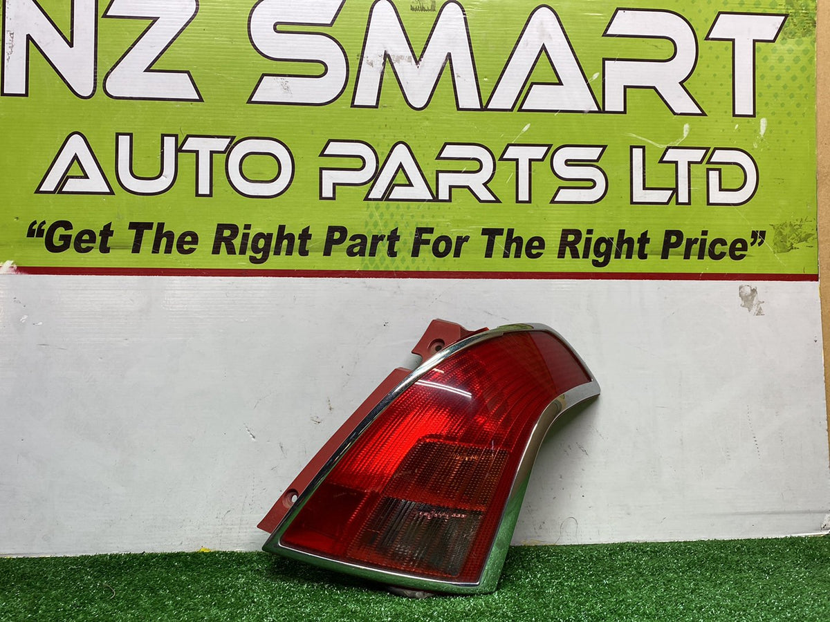 2005 Suzuki Swift - Right Taillight PN: P4476