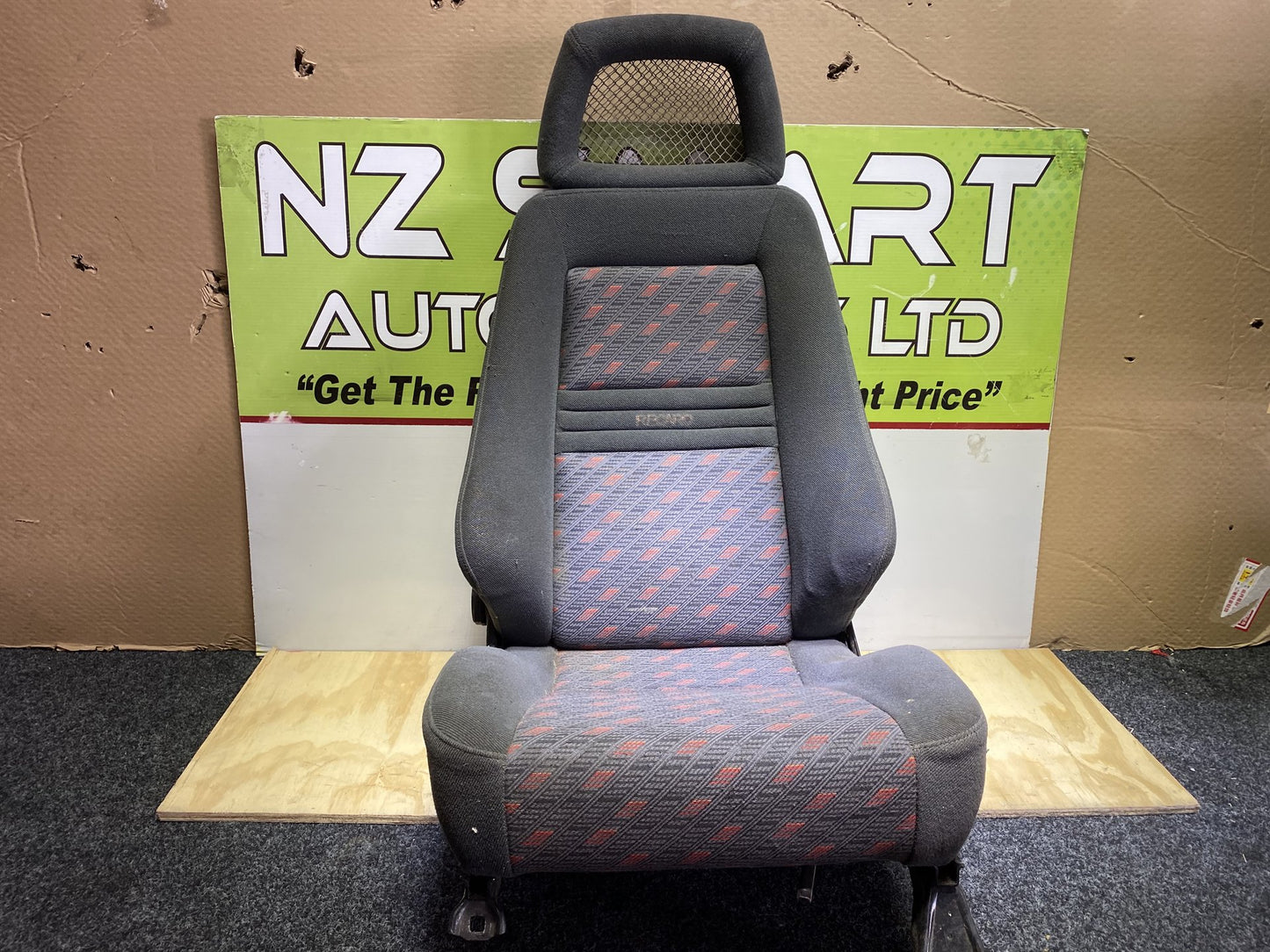 1998 Toyota Hilux - Right Front Seat