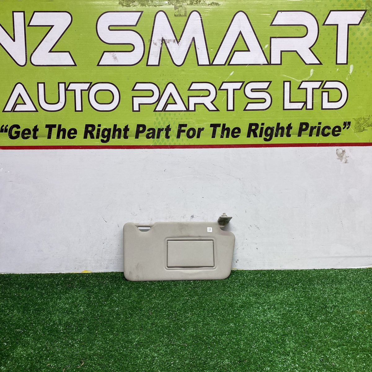 2012 to 2020 - Nissan Note E12 - Right Sun Visor