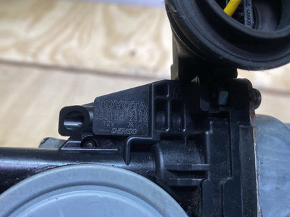 2007 Toyota Auris - Left Rear Window Regulator/Motor