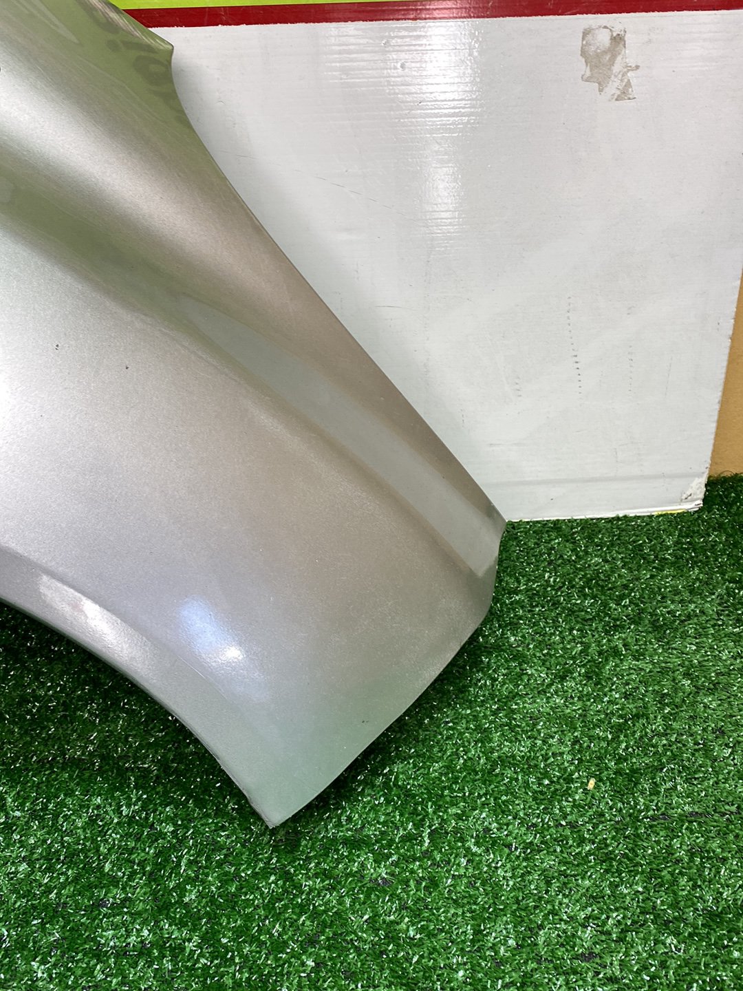 2010 Nissan March - Right Front Guard PN: 63100AX030