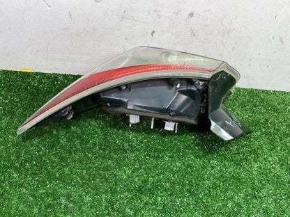 2009 Mazda Axela - Right Taillight LENS: STANLEY P8239/PN: BCW8-51-150F