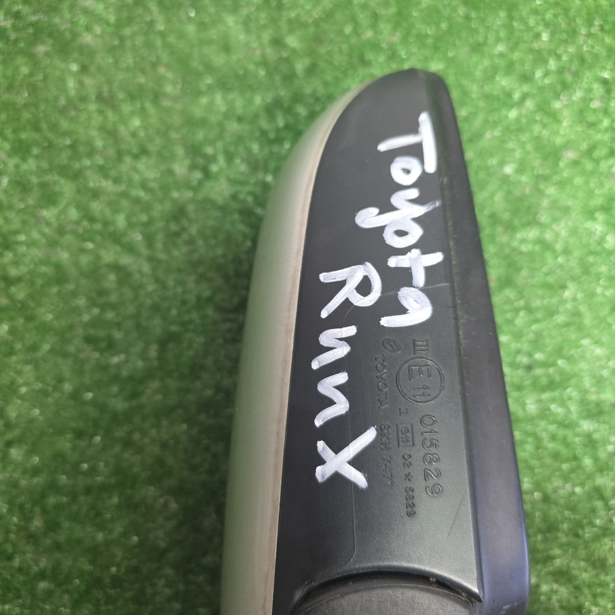 2006 Toyota RunX - Left Door Mirror PN: 7 wires