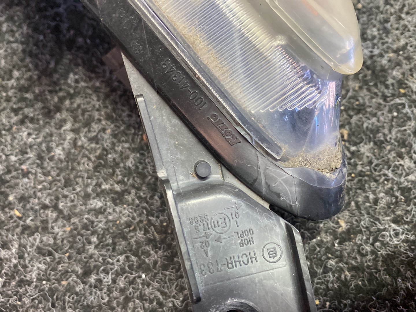2012 Mazda Axela - Right Headlight PN: KOITO 100-41343