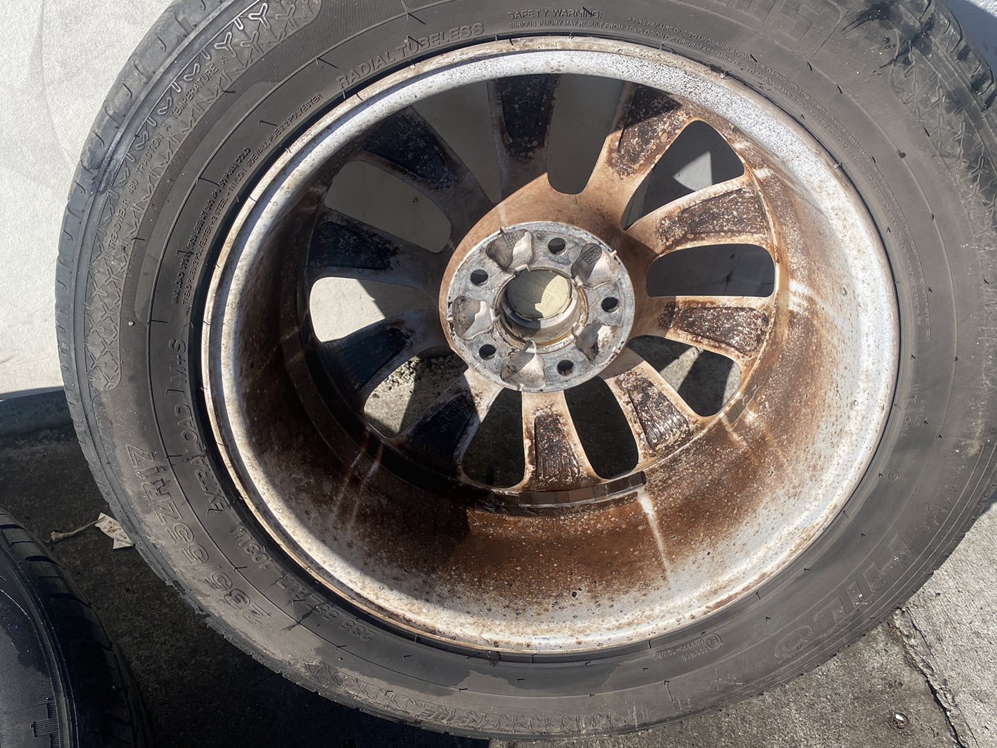 - Mag Wheel Set PN: Schnitzer 5x115 Stud Pattern
