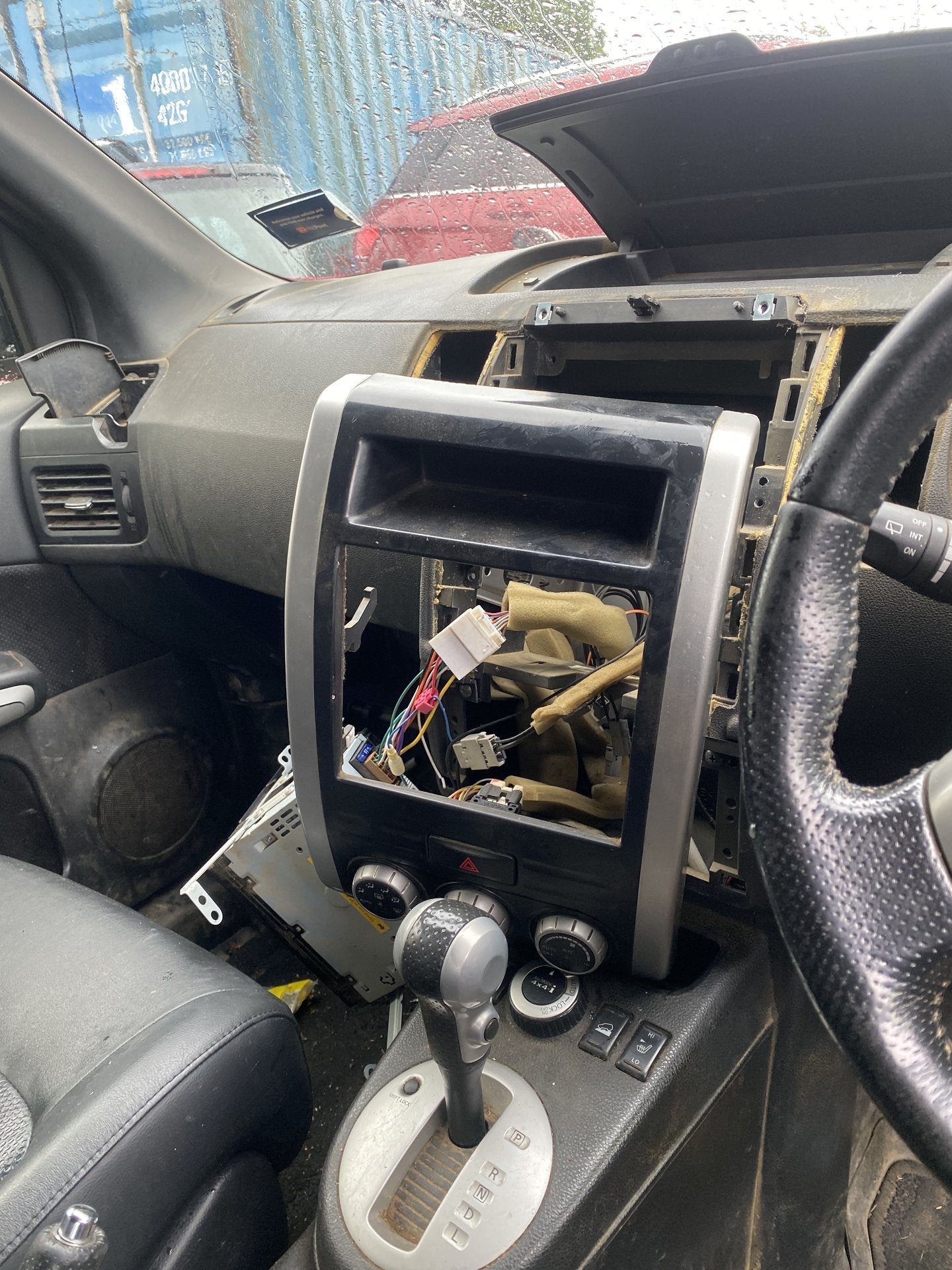 2012 Nissan X-Trail NT31 Dismantling For Parts