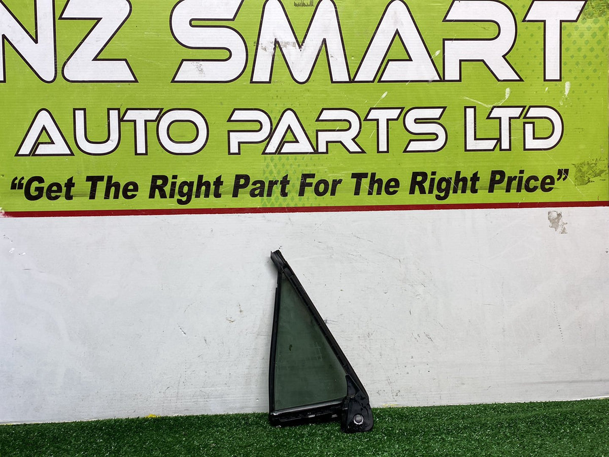 2009 Mazda Axela - Right Rear Quarter Door Glass PN: M262