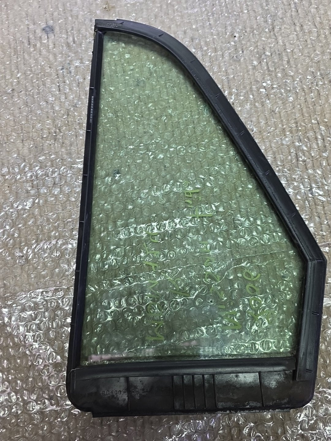 2006 Nissan Tiida- Right Rear Quarter Door Glass PN:
