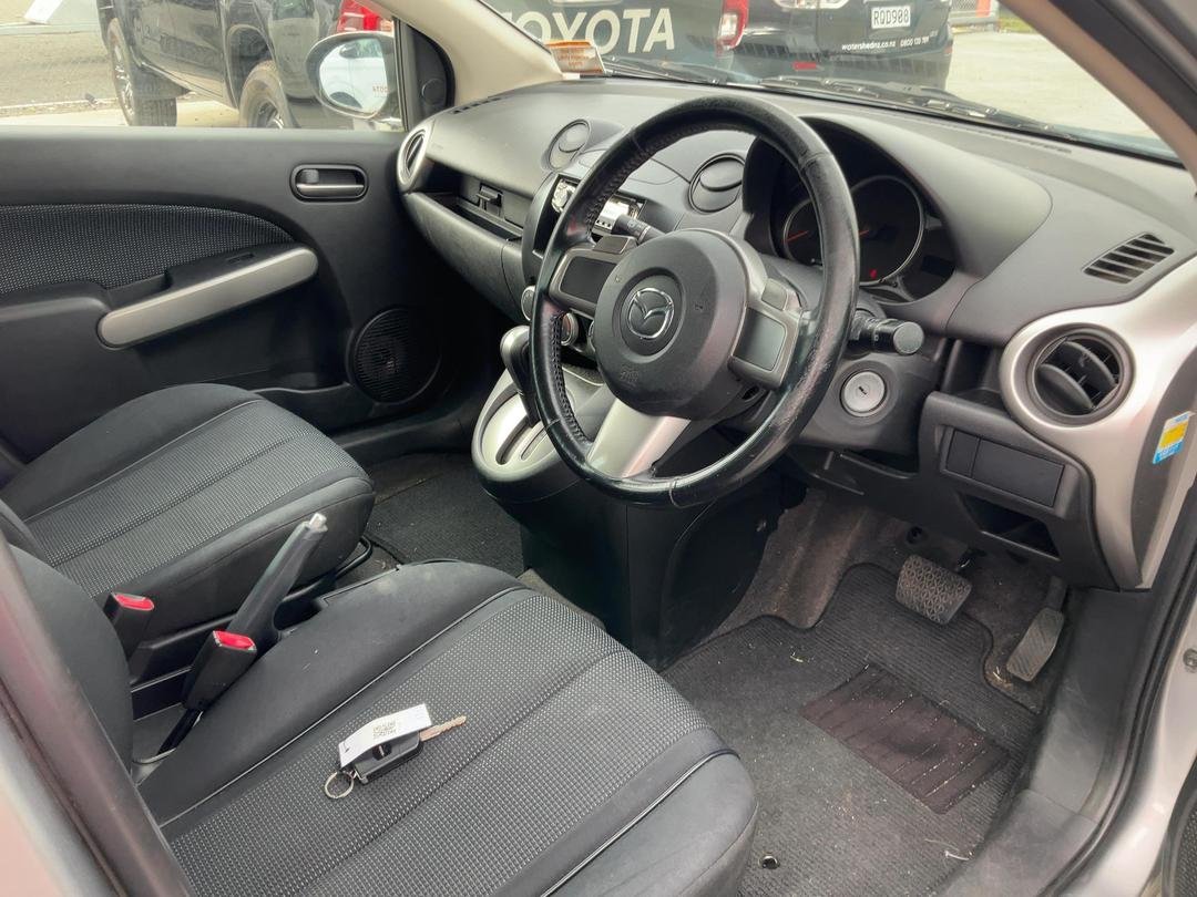 2009 Mazda Demio DE5FS  Dismantling For Parts