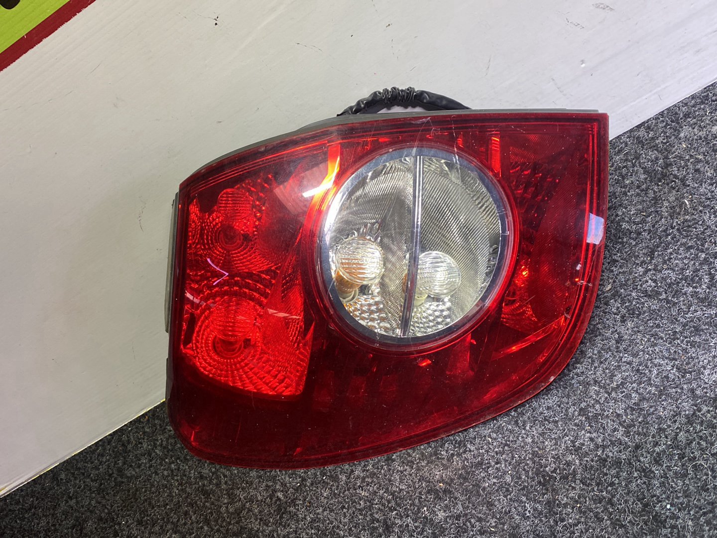 2009 Holden Captiva - Left Taillight