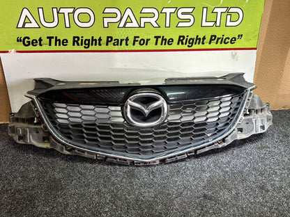 2013 Mazda CX-5 - Centre Upper Bumper Grille