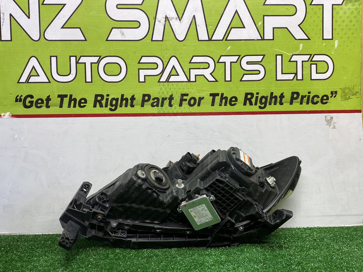 2009 Honda Odyssey RB3 - Right Headlight PN: STANLEY P7692