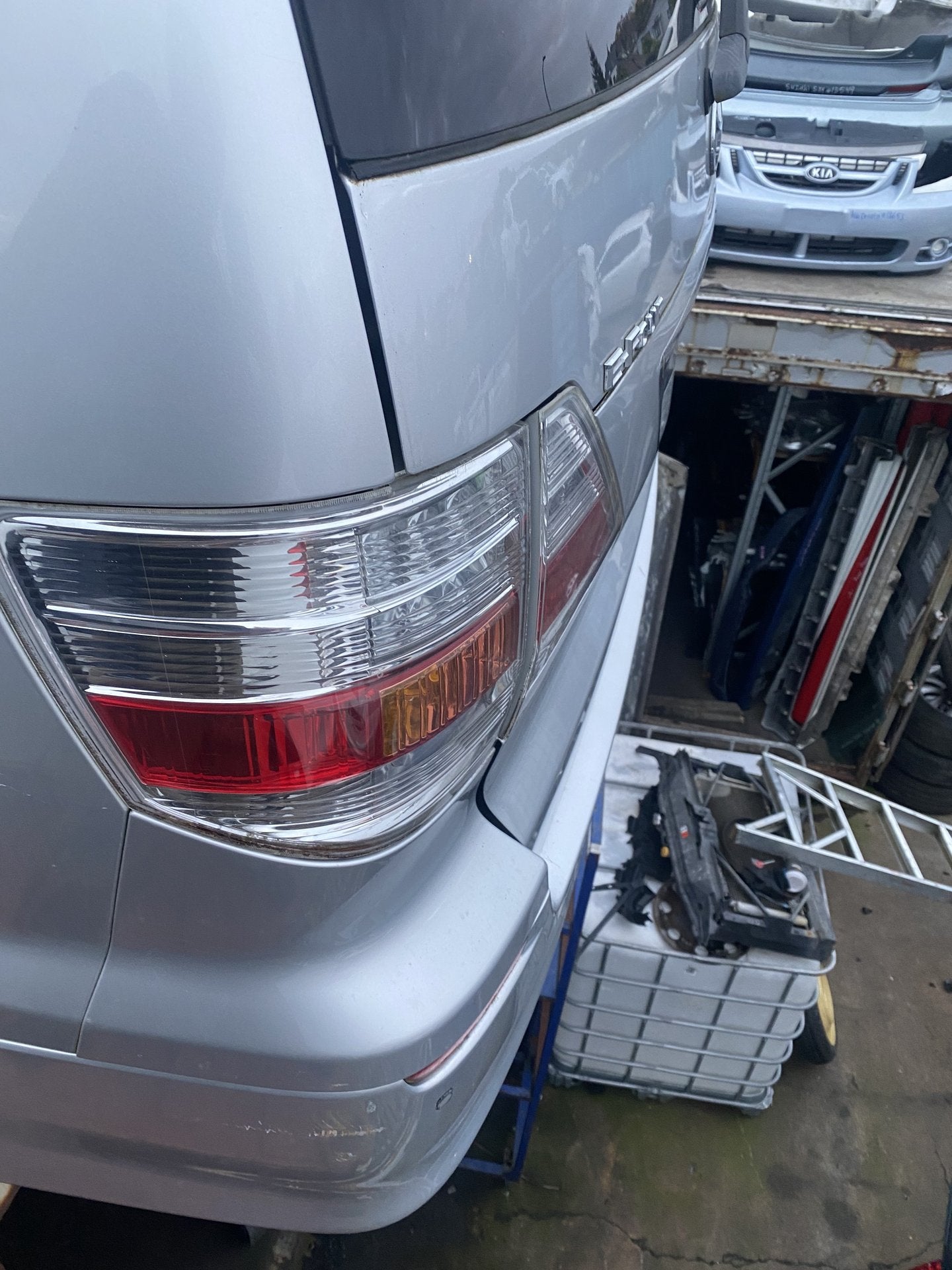 2007 Toyota Alphard  Dismantling For Parts