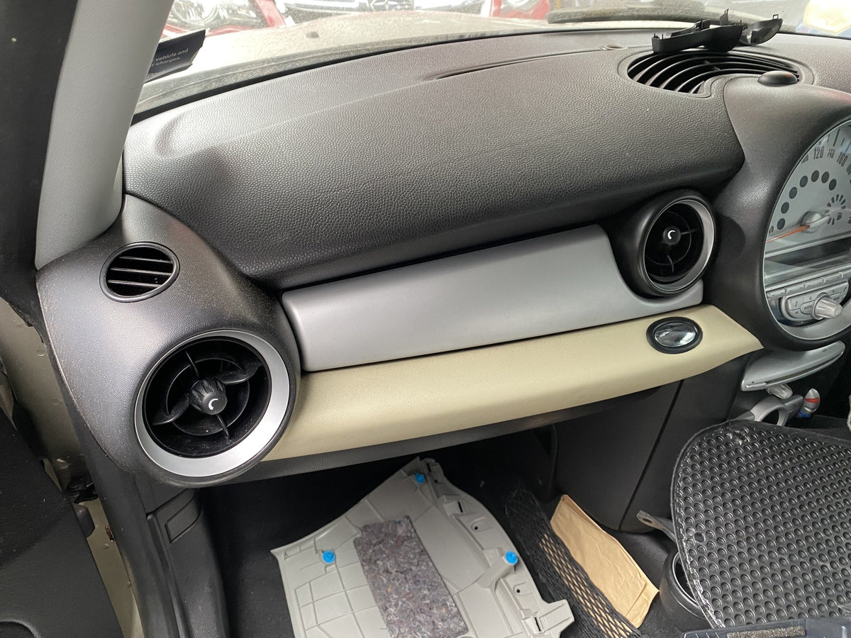 2007 MINI Cooper - Dismantling For Parts