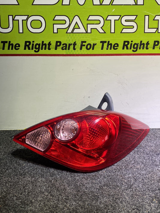 2007 Nissan Tiida - Right Taillight PN: STANLEY P4086R
