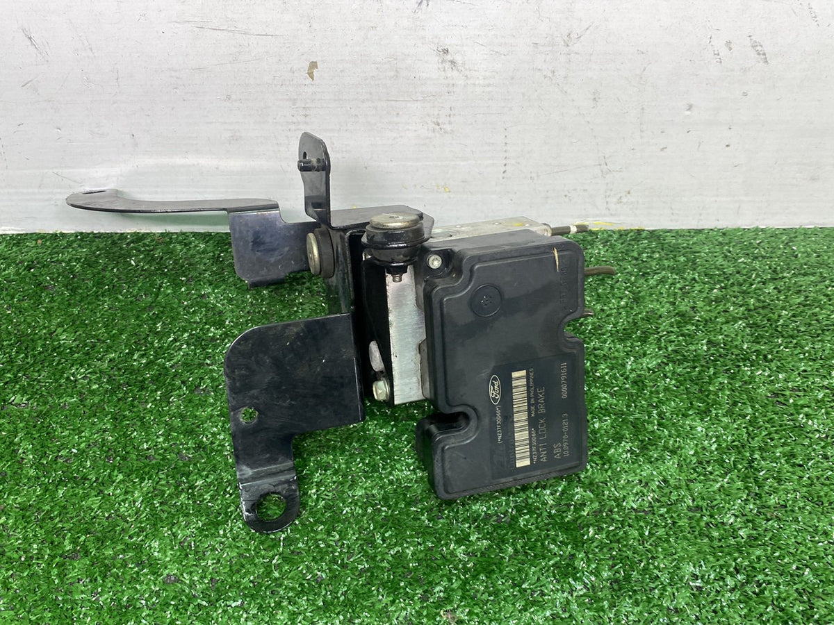 2007 Mazda Verisa - ABS Pump PN: See photos
