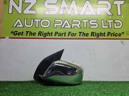 2011 Nissan Navara - Left Door Mirror PN: 3 wires