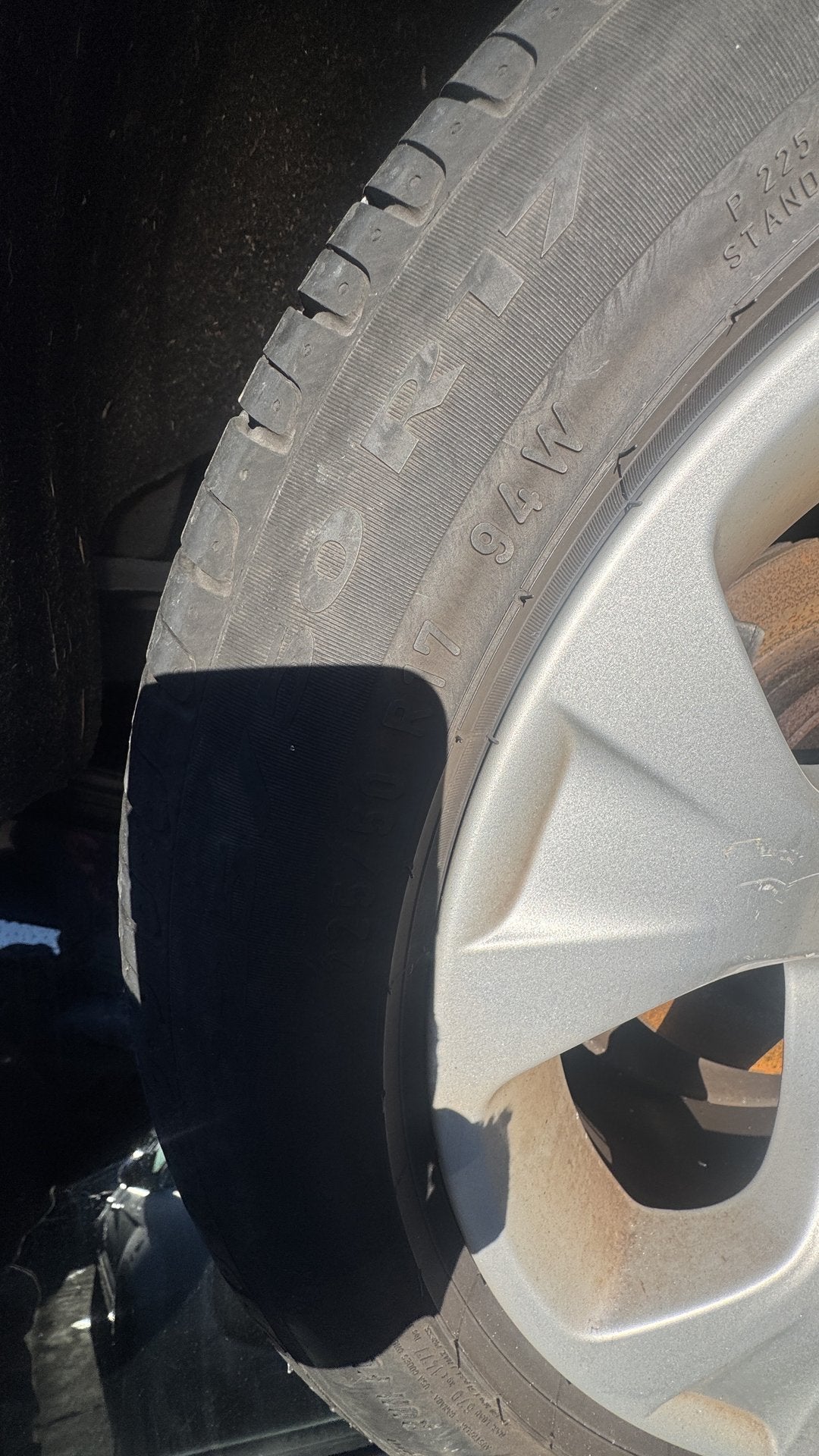 2013 BMW X1 sDrive20i WBAVL32090VU75318  Dismantling For Parts