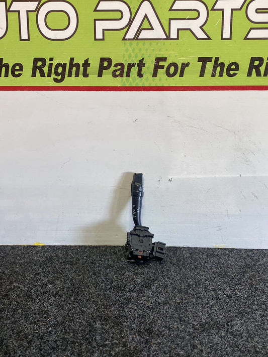 2005 Toyota Wish - Indicator Switch